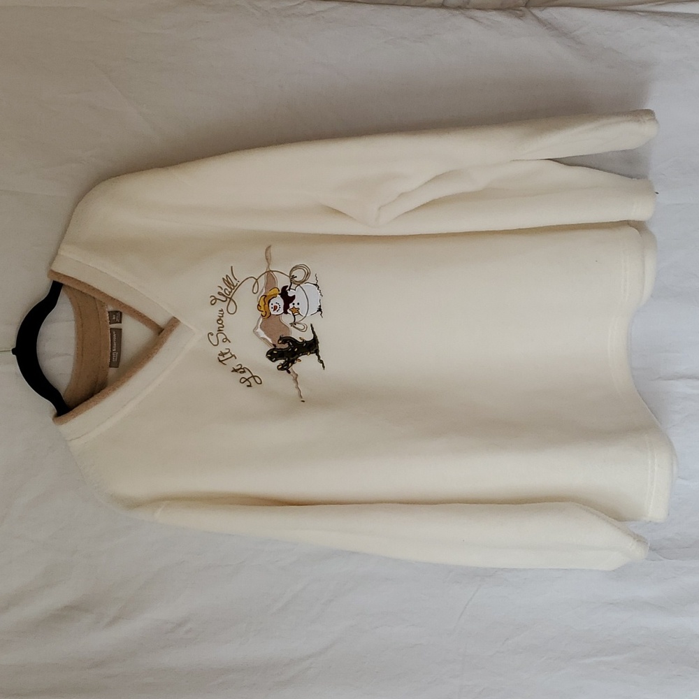 Croft & Barrow Woman fleece Christmas/ winter v-neck sweater off-white VERY SOFT